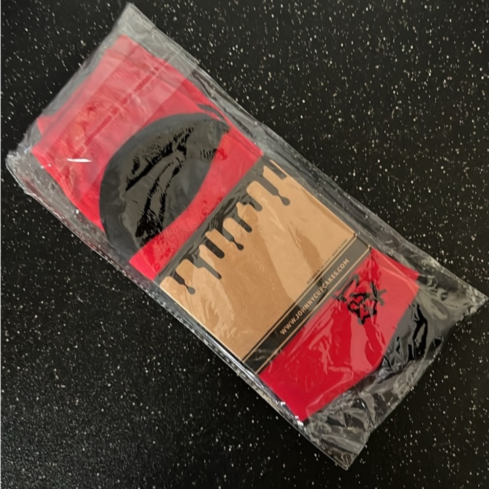 Johnny Cupcakes Socks Red Happiness Do More Of What Makes You Happy Unisex - Picture 3 of 4